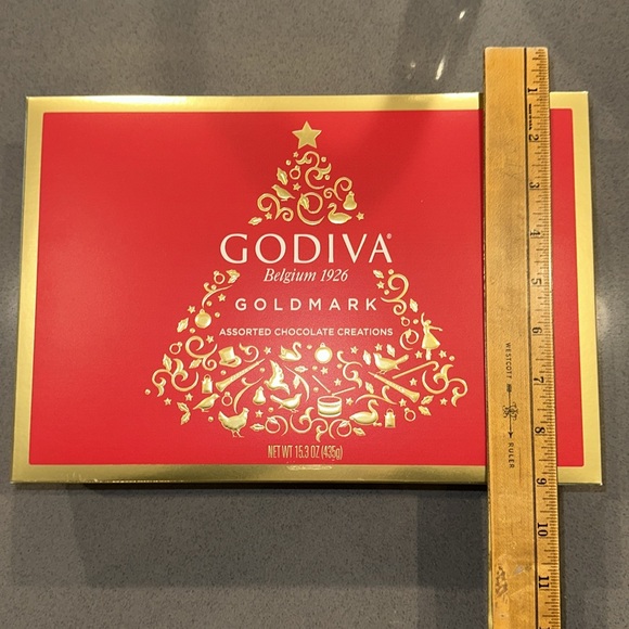 Godiva chocolate empty carton boxes 12x8 inches - Picture 4 of 4